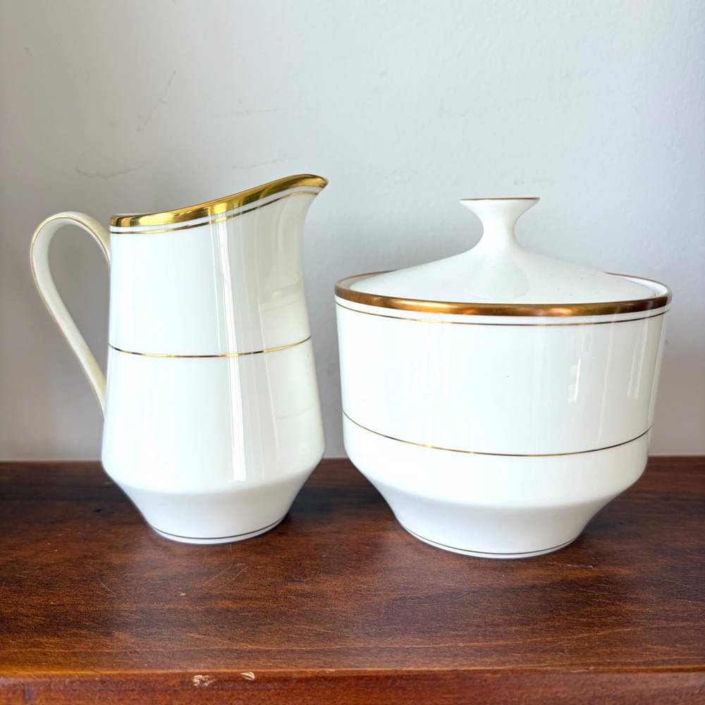 Mikasa Wheaton Narumi Bone China Creamer and Lidded Sugar Bowl Set Gold Trim